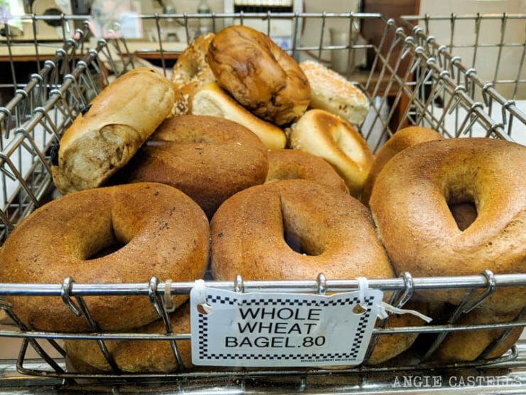 Los bagels de Nueva York Dónde comer los mejores y cuáles pedir