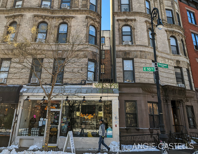 Escenarios de Love Story en Nueva York - Apartamento de Carolyn en el East Village